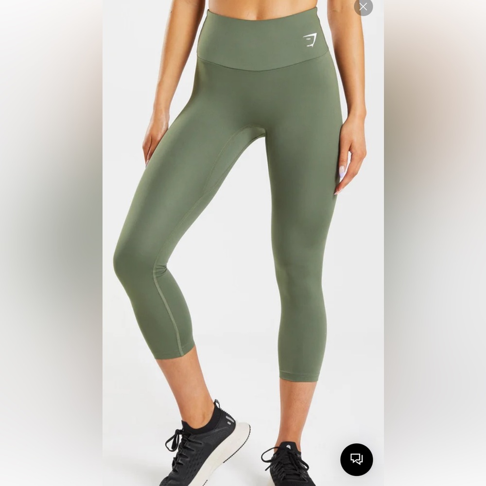 Green Gymshark Capri leggings